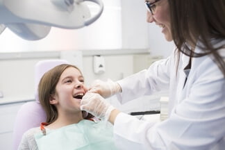 Dentist-for-teenager